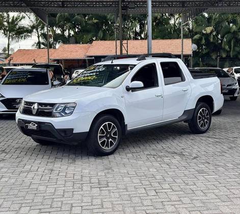 RENAULT DUSTER OROCH 1.6 16V SCE FLEX EXPRESS MANUAL RENAULT DUSTER OROCH 1.6 16V SCE FLEX EXPRESS MANUAL